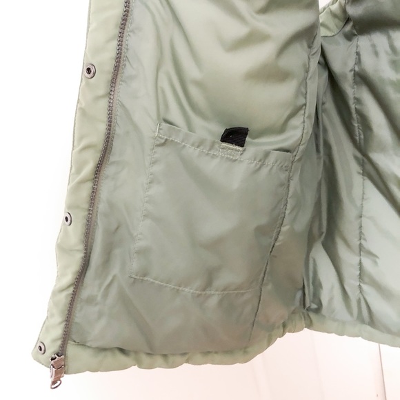 WindRiver Puffy Vest - Picture 6 of 13